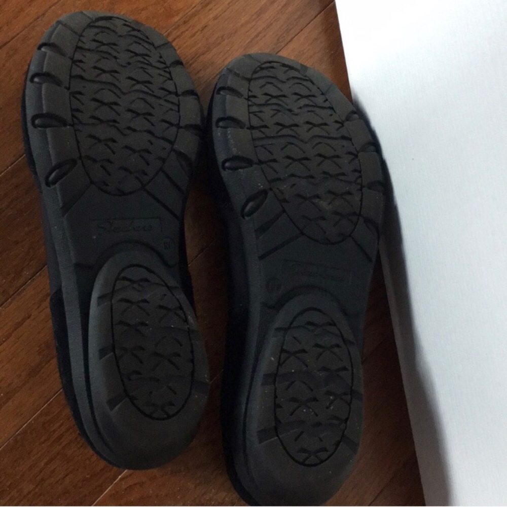 Sketchers Memory Foam Shoe. - image 4